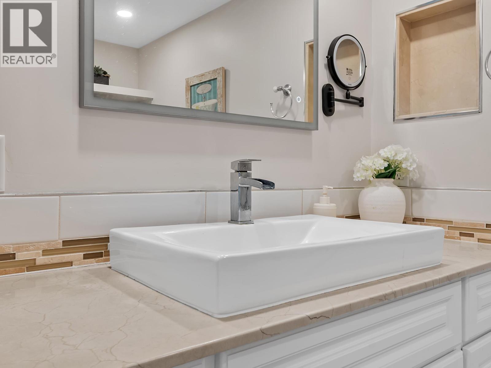 205 2445 W 3rd Avenue, Vancouver, British Columbia  V6K 4K6 - Photo 25 - R3114914