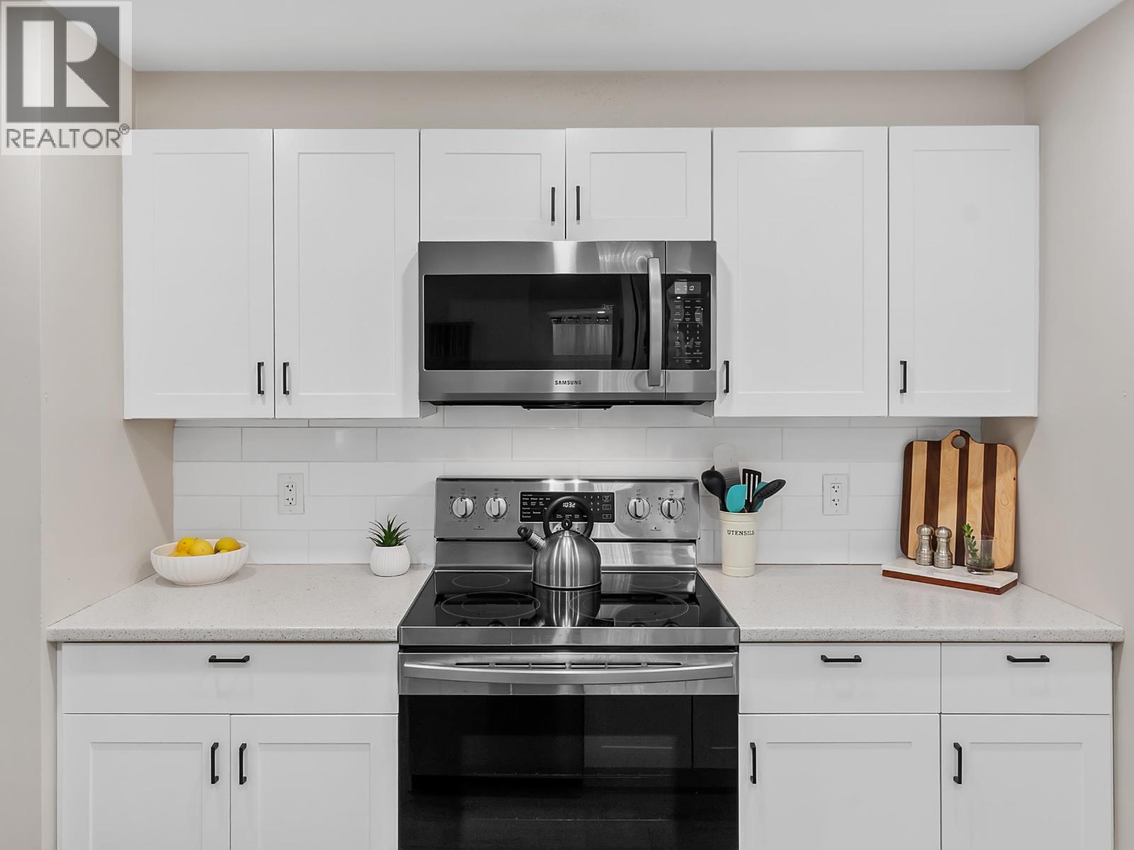 205 2445 W 3rd Avenue, Vancouver, British Columbia  V6K 4K6 - Photo 7 - R3114914