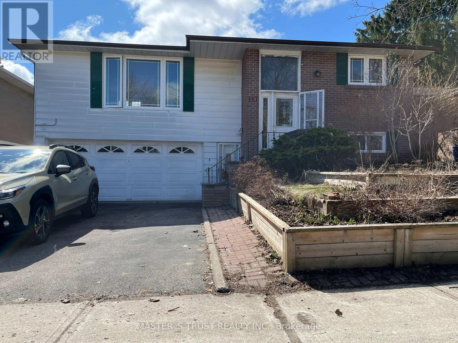 Main Floor - 117 Lynnbrook Drive, Toronto, Ontario  M1H 2M9 - Photo 3 - E12988634