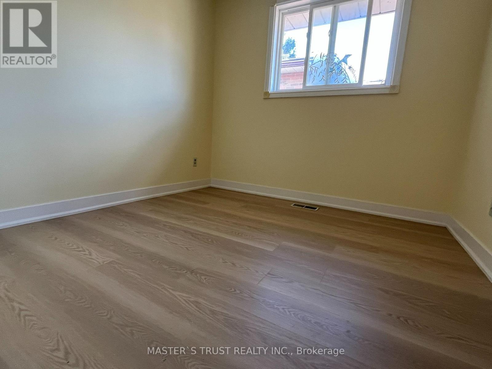 Main Floor - 117 Lynnbrook Drive, Toronto, Ontario  M1H 2M9 - Photo 8 - E12988634