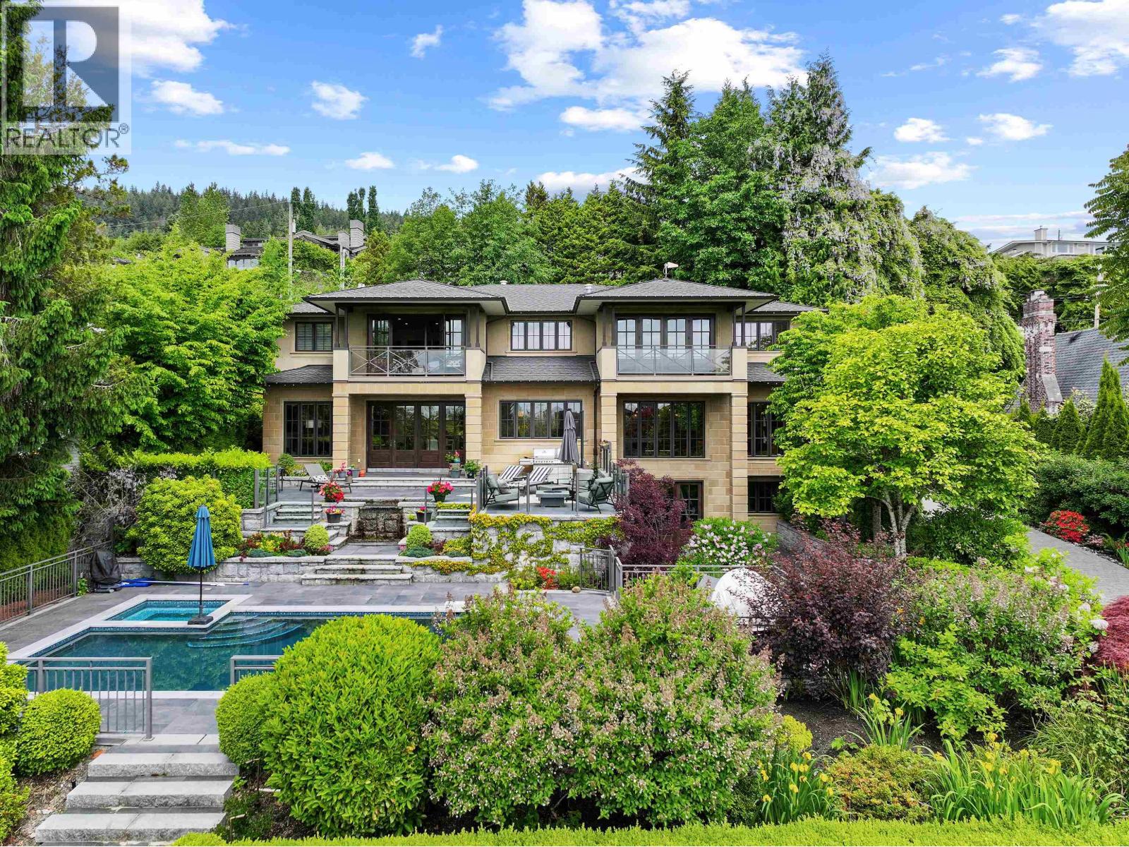 1075 Groveland Road, West Vancouver, British Columbia  V7S 1Z3 - Photo 2 - R3114947