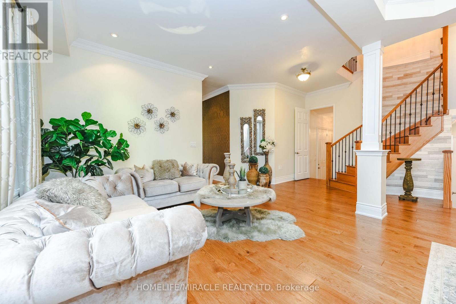 37 Venkata Drive, Vaughan, Ontario  L4H 3X9 - Photo 18 - N13033216