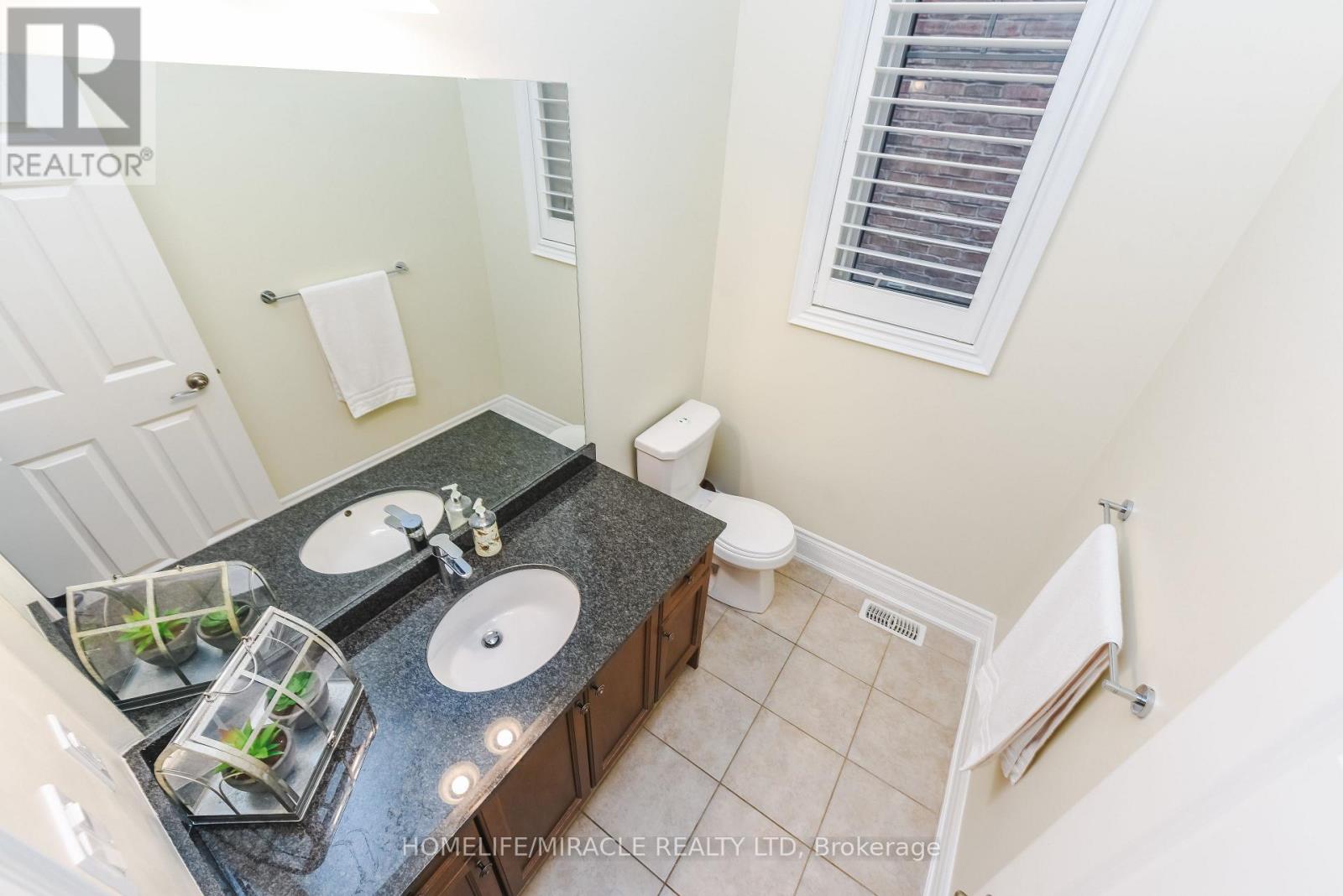 37 Venkata Drive, Vaughan, Ontario  L4H 3X9 - Photo 23 - N13033216