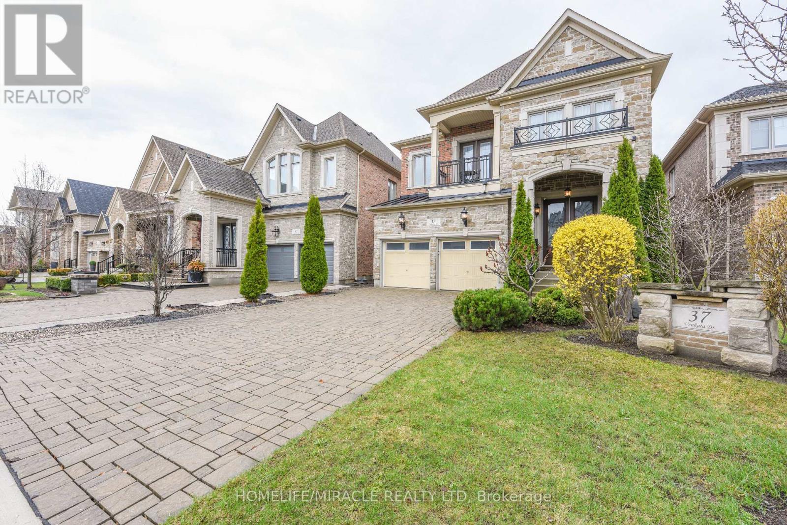 37 Venkata Drive, Vaughan, Ontario  L4H 3X9 - Photo 3 - N13033216