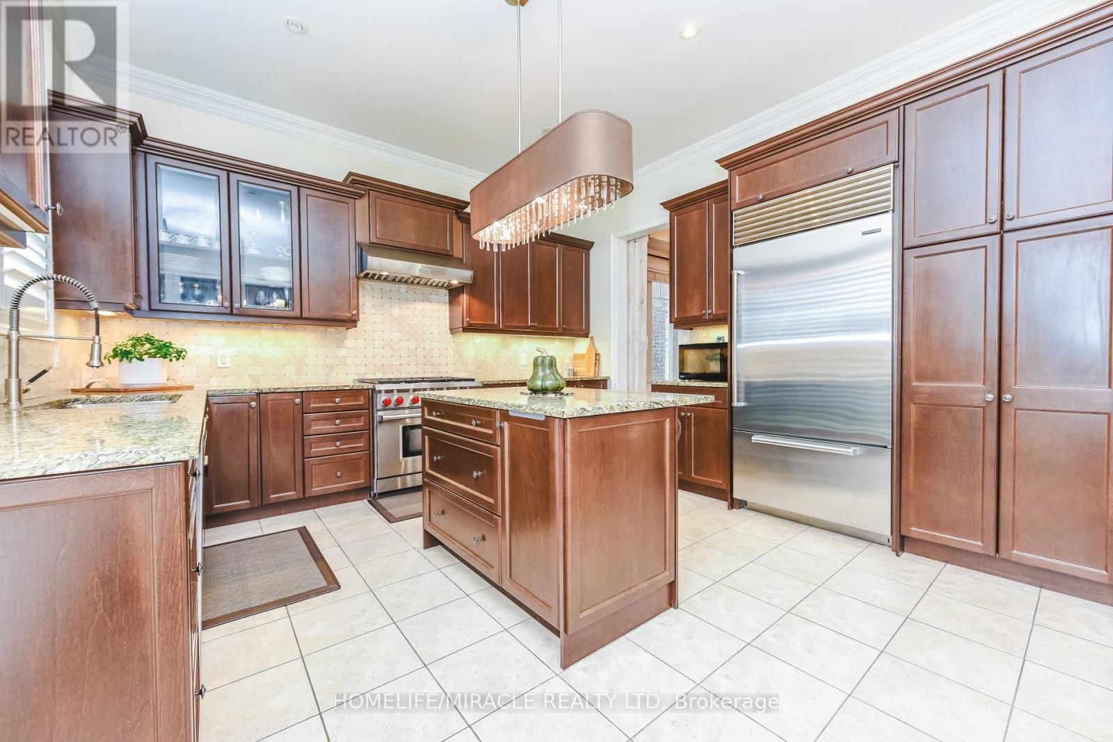 37 Venkata Drive, Vaughan, Ontario  L4H 3X9 - Photo 35 - N13033216