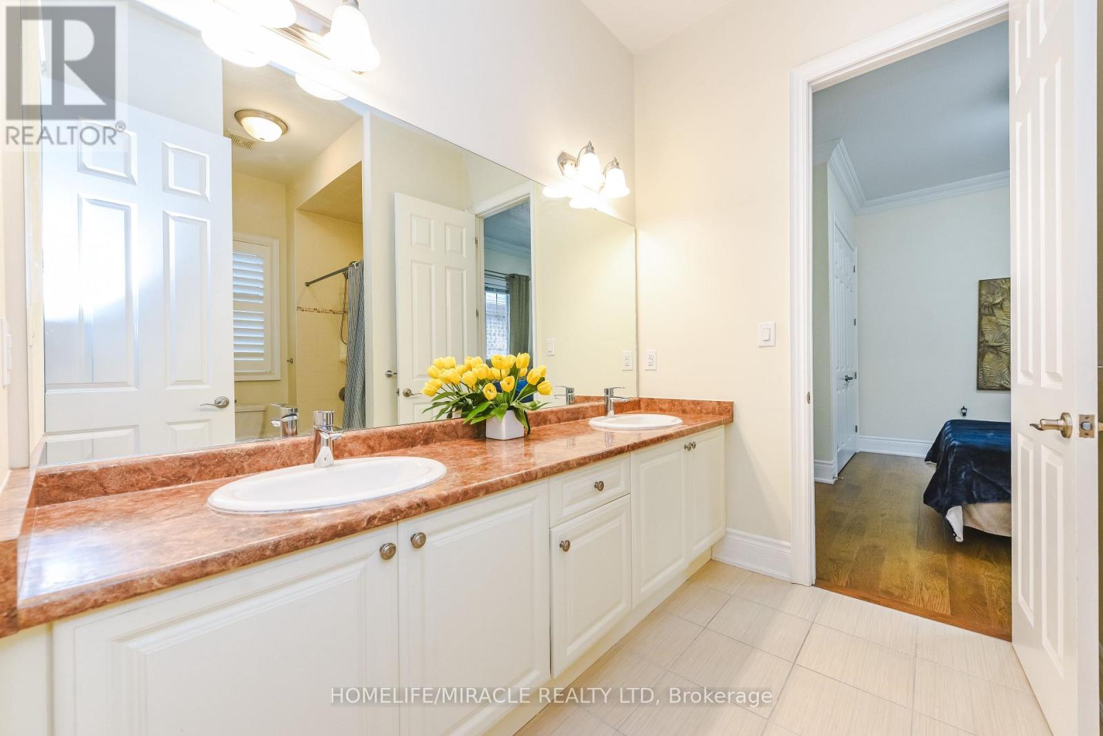 37 Venkata Drive, Vaughan, Ontario  L4H 3X9 - Photo 38 - N13033216