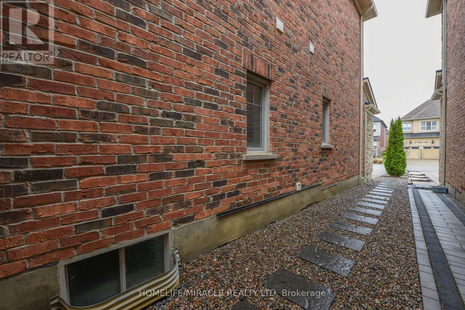 37 Venkata Drive, Vaughan, Ontario  L4H 3X9 - Photo 50 - N13033216