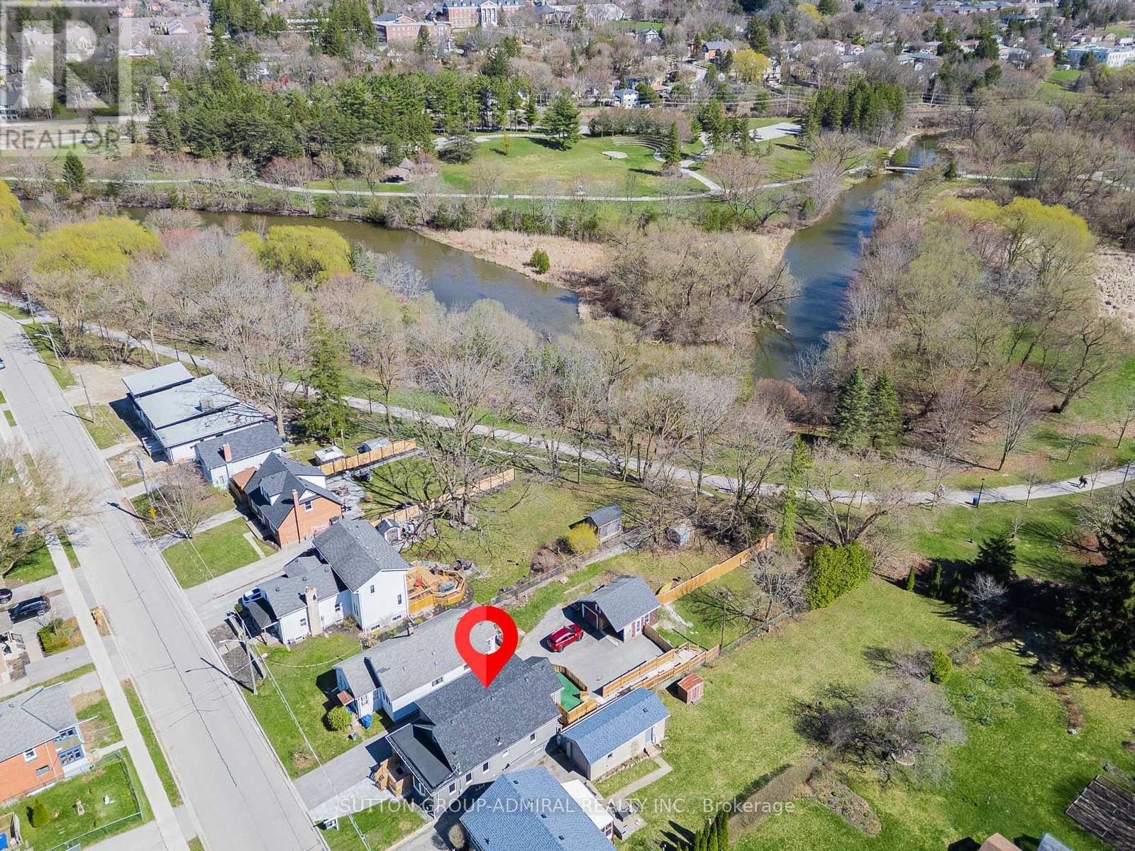 408 Andrew Street, Newmarket (Central Newmarket), Ontario  L3Y 1H4 - Photo 2 - N13033260