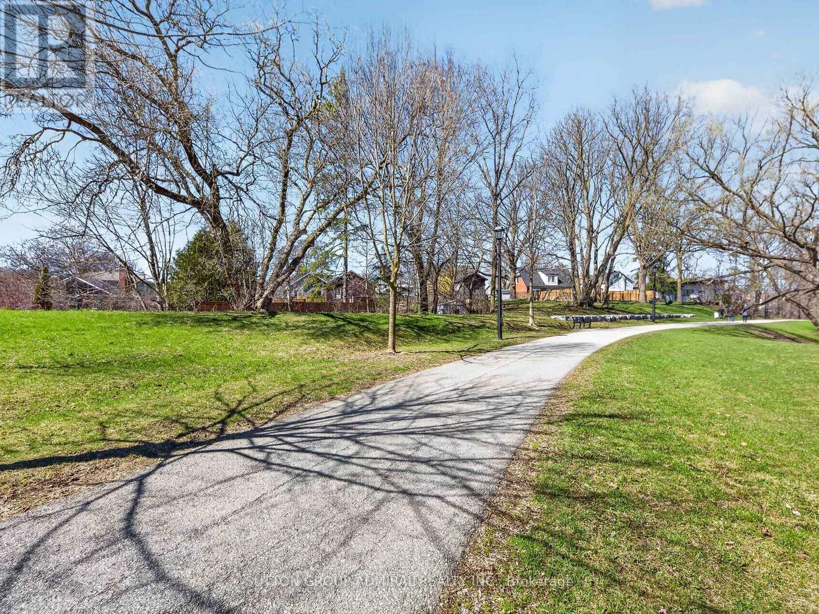 408 Andrew Street, Newmarket (Central Newmarket), Ontario  L3Y 1H4 - Photo 38 - N13033260