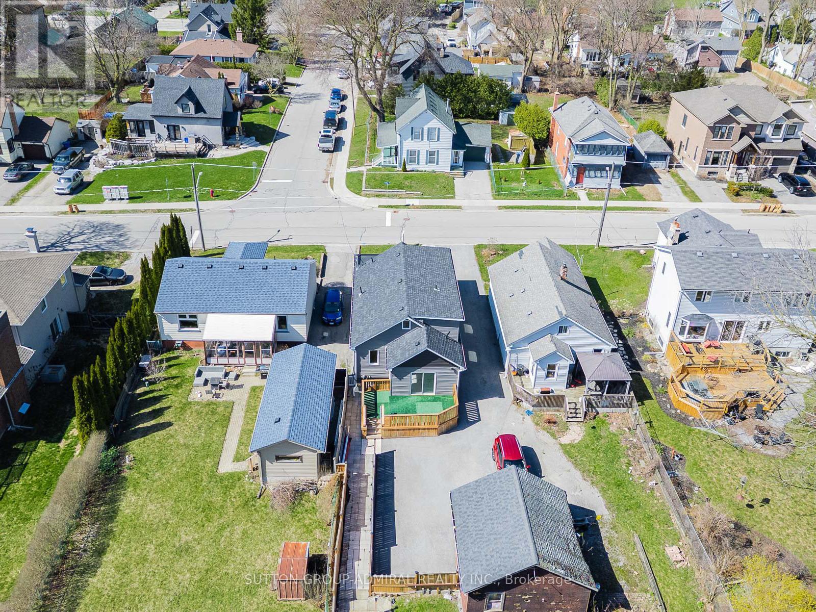 408 Andrew Street, Newmarket (Central Newmarket), Ontario  L3Y 1H4 - Photo 6 - N13033260