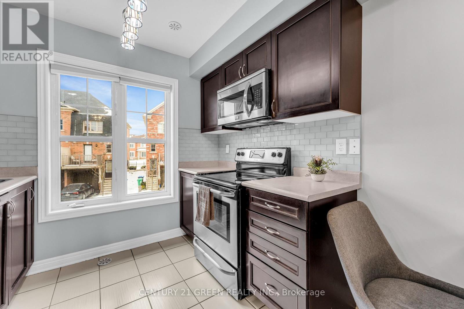 32 Battalion Road, Brampton, Ontario  L7A 4B6 - Photo 15 - W13033224