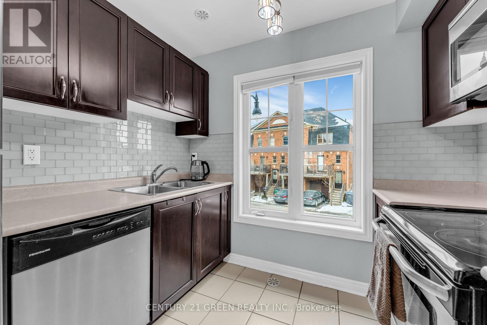 32 Battalion Road, Brampton, Ontario  L7A 4B6 - Photo 16 - W13033224