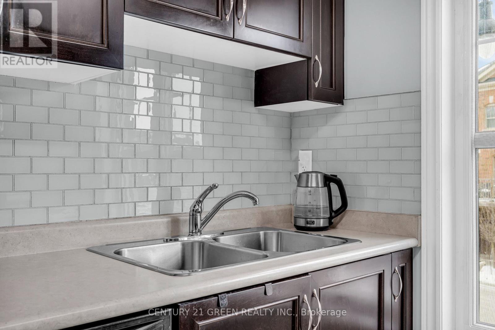 32 Battalion Road, Brampton, Ontario  L7A 4B6 - Photo 23 - W13033224