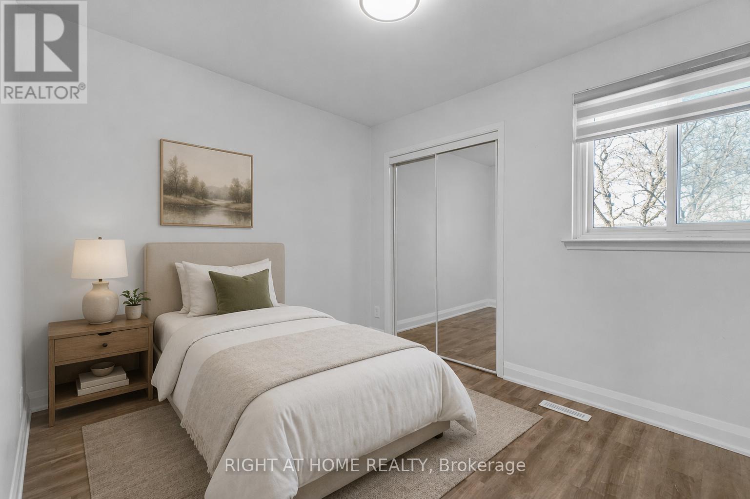 5473 Schueller Crescent, Burlington, Ontario  L7L 3T1 - Photo 28 - W13033230