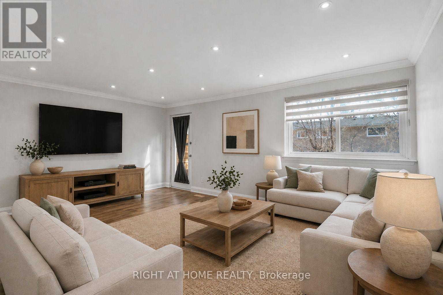 5473 Schueller Crescent, Burlington, Ontario  L7L 3T1 - Photo 9 - W13033230