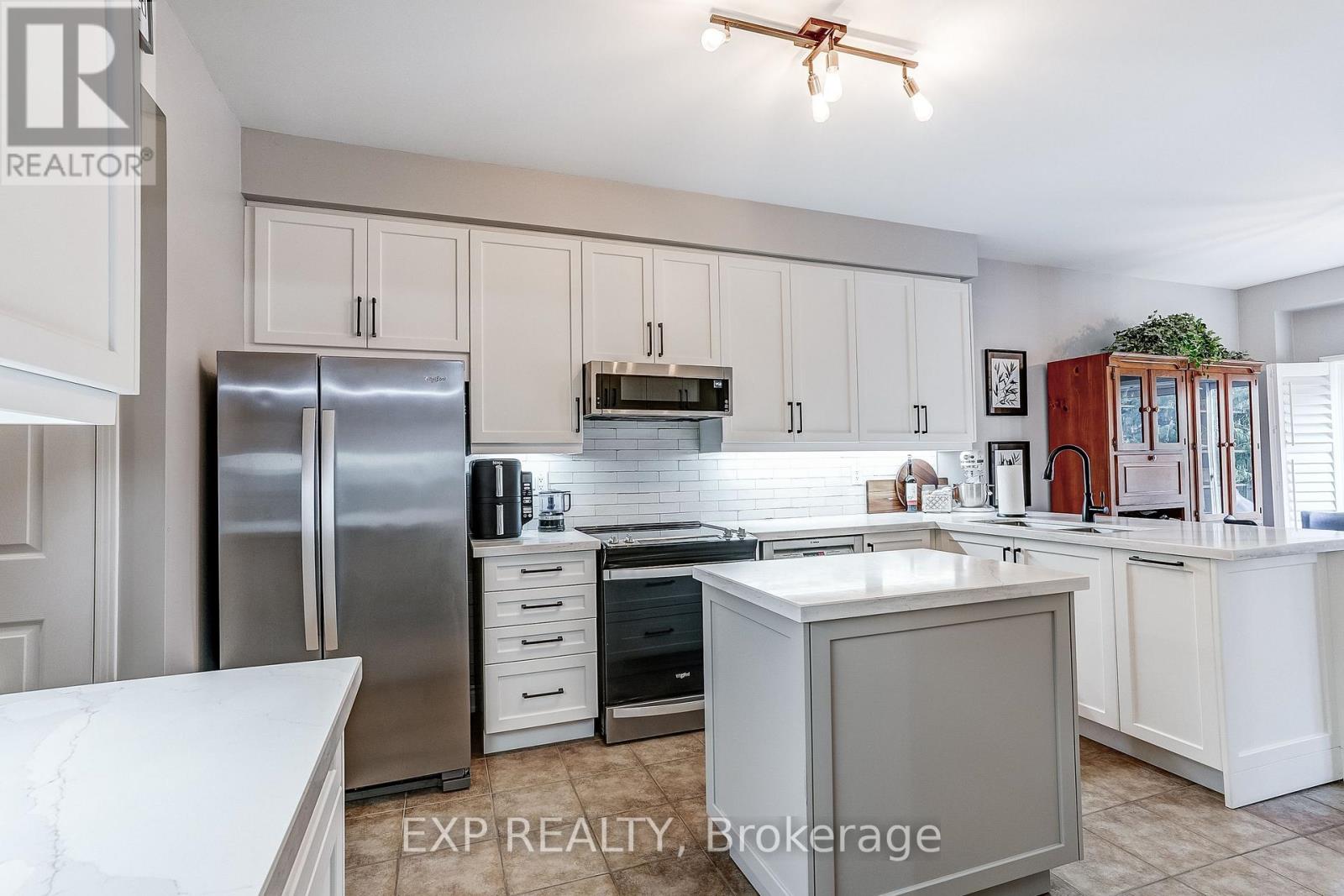 3173 Malham Gate, Mississauga, Ontario  L5M 6K8 - Photo 9 - W13033246