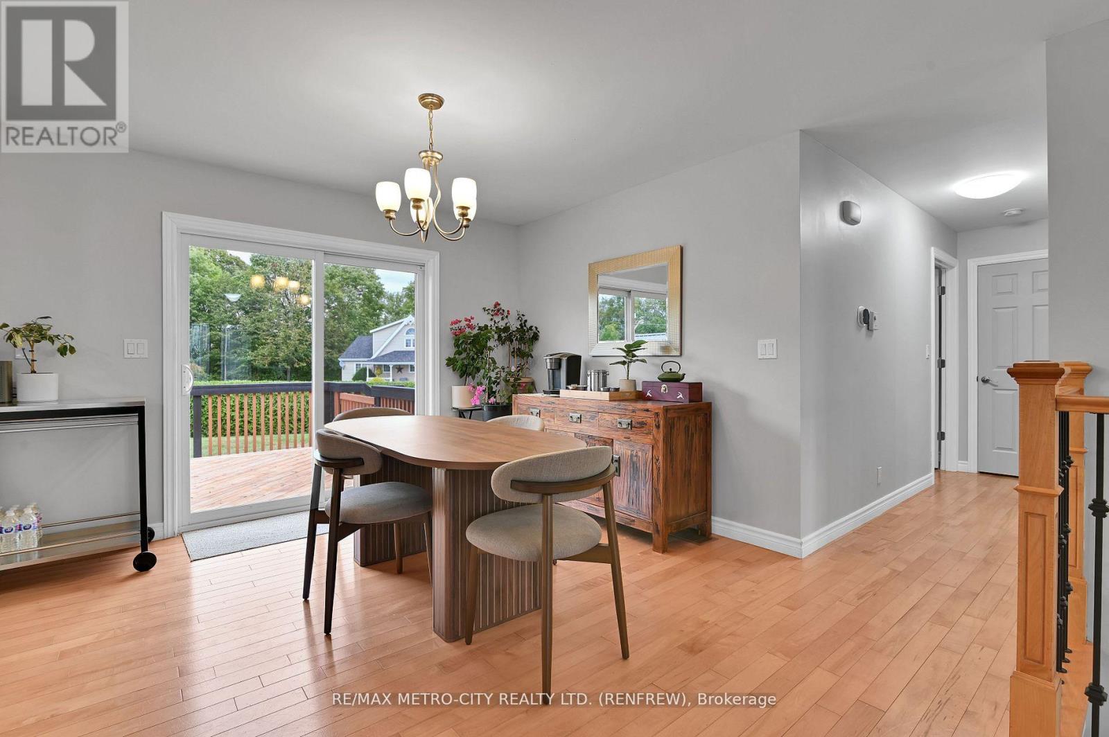 35 Lakeridge Trail, Whitewater Region, Ontario  K0J 1C0 - Photo 15 - X13029602