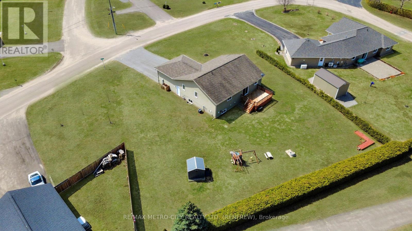 35 Lakeridge Trail, Whitewater Region, Ontario  K0J 1C0 - Photo 38 - X13029602