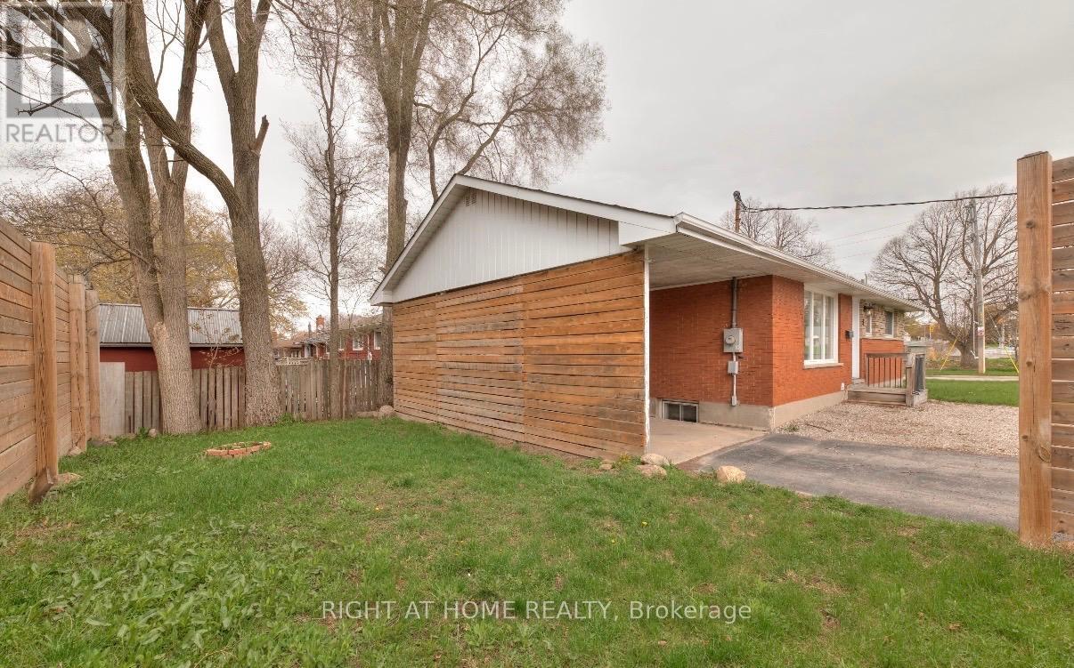 Upper - 484 Speedvale Avenue E, Guelph, Ontario  N1E 1P2 - Photo 2 - X13033222