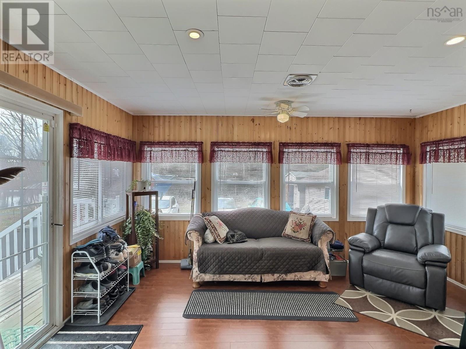 230 Salmon River Road, Valley, Nova Scotia  B6L 2S9 - Photo 12 - 202608290