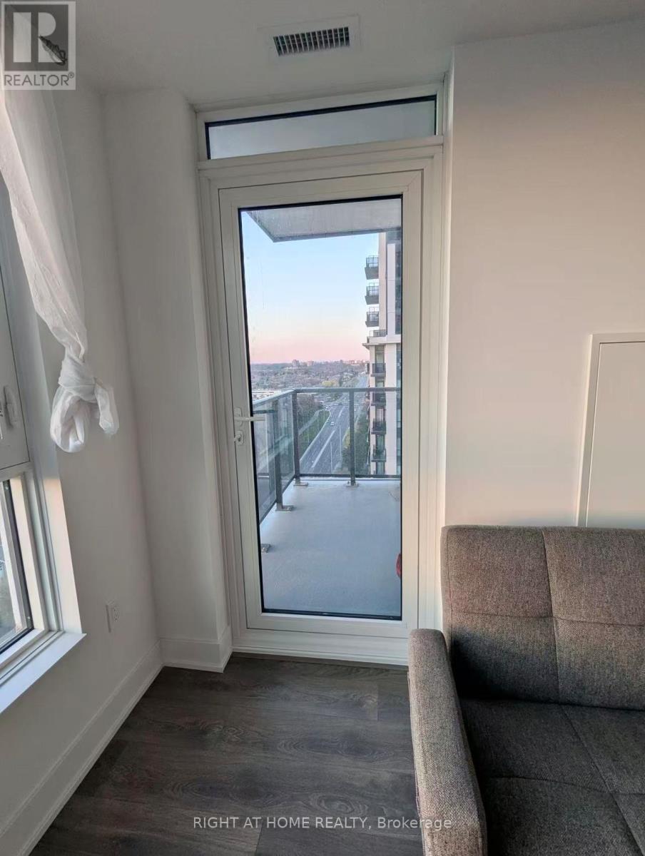 1607 - 202 Burnhamthorpe Road E, Mississauga, Ontario  L5A 0B2 - Photo 9 - W13017528