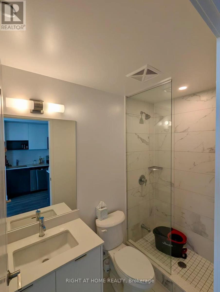 1607 - 202 Burnhamthorpe Road E, Mississauga, Ontario  L5A 0B2 - Photo 13 - W13017528