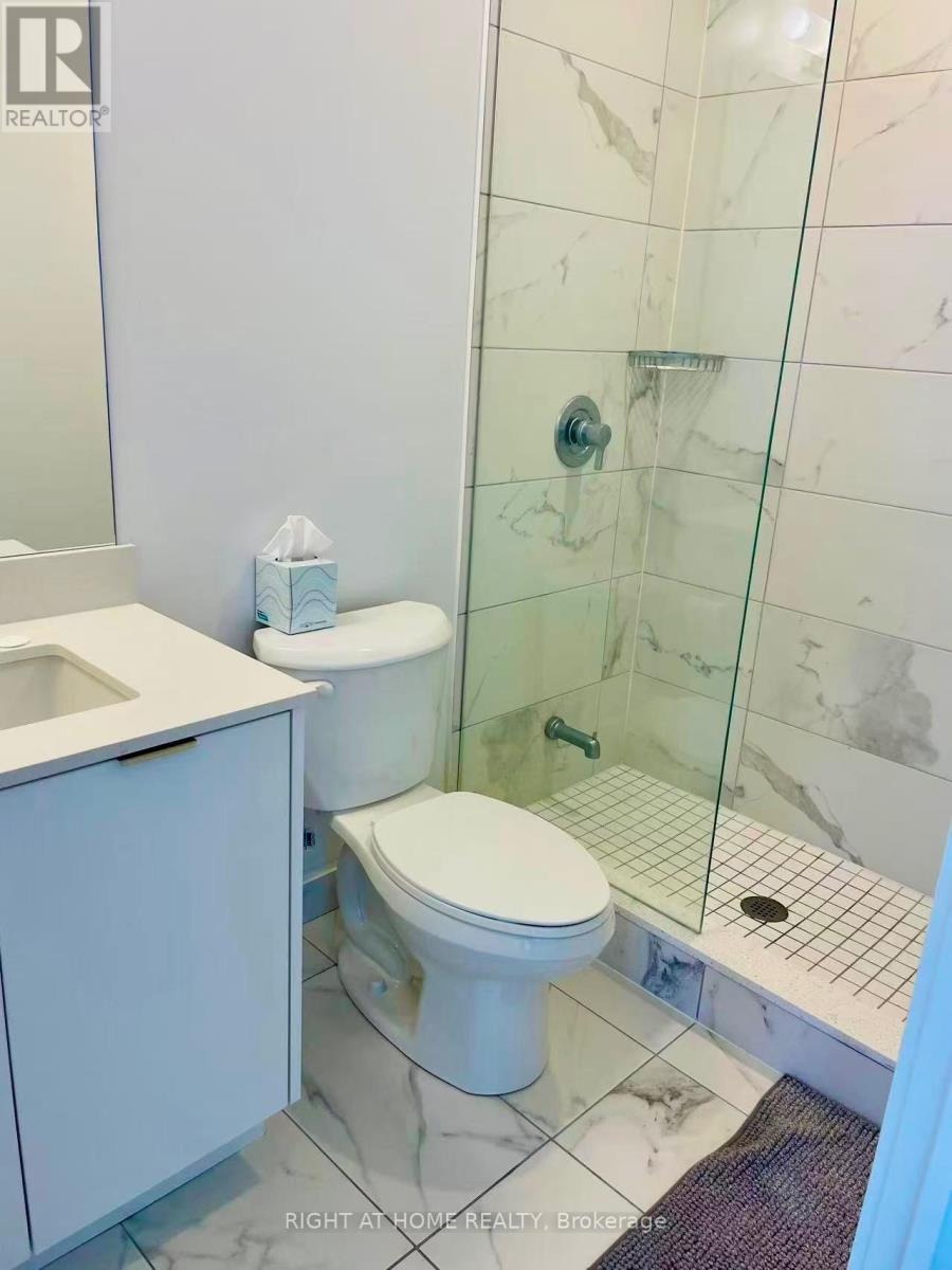 1607 - 202 Burnhamthorpe Road E, Mississauga, Ontario  L5A 0B2 - Photo 12 - W13017528