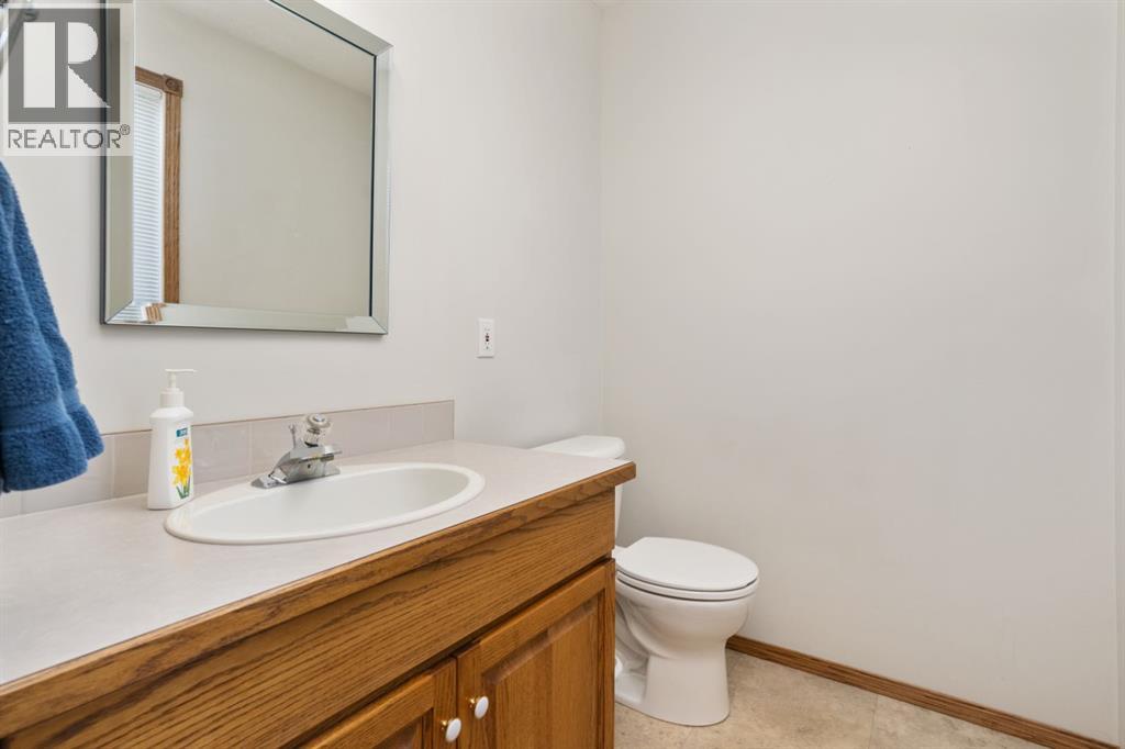 5319 60 Street, Camrose, Alberta  T4V 4L2 - Photo 14 - A2289812