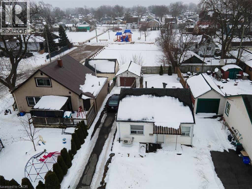 341 Corvette Street, Welland, Ontario  L3B 4S5 - Photo 16 - 40805131