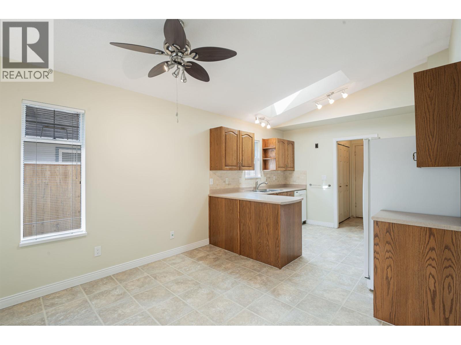 55 2865 Glen Drive, Coquitlam, British Columbia  V3B 6W4 - Photo 16 - R3114260