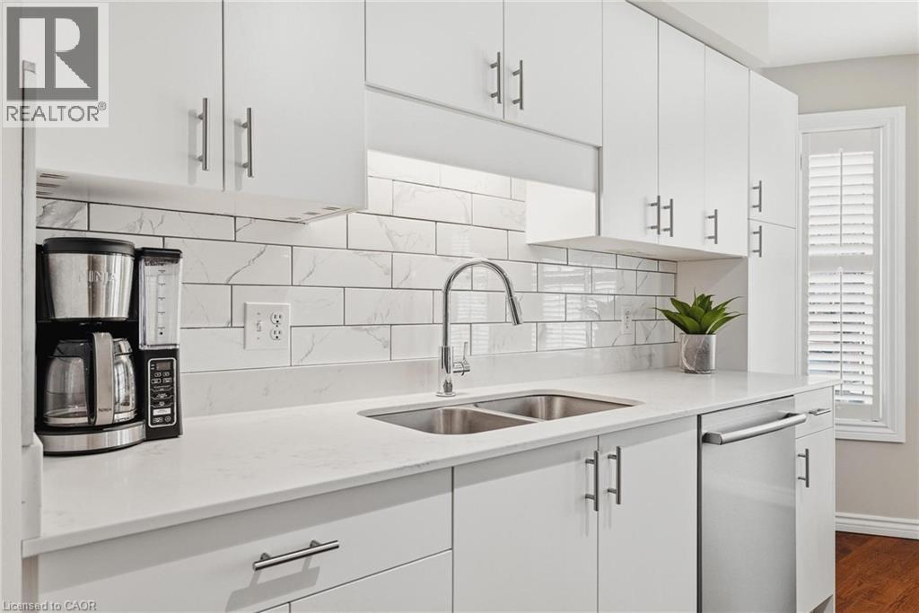 245 Bishop Street S Unit# 31, Cambridge, Ontario  N1R 6W8 - Photo 5 - 40822955