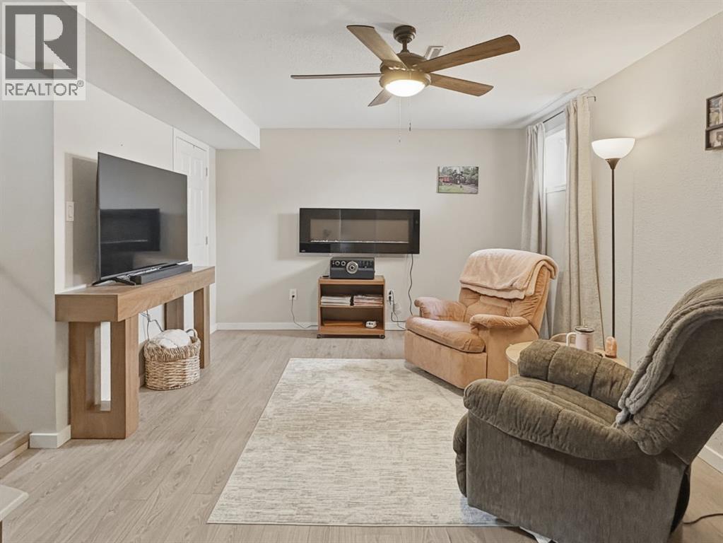 5212 50 Avenuecrescent, Eckville, Alberta  T0M 0X0 - Photo 18 - A2297834