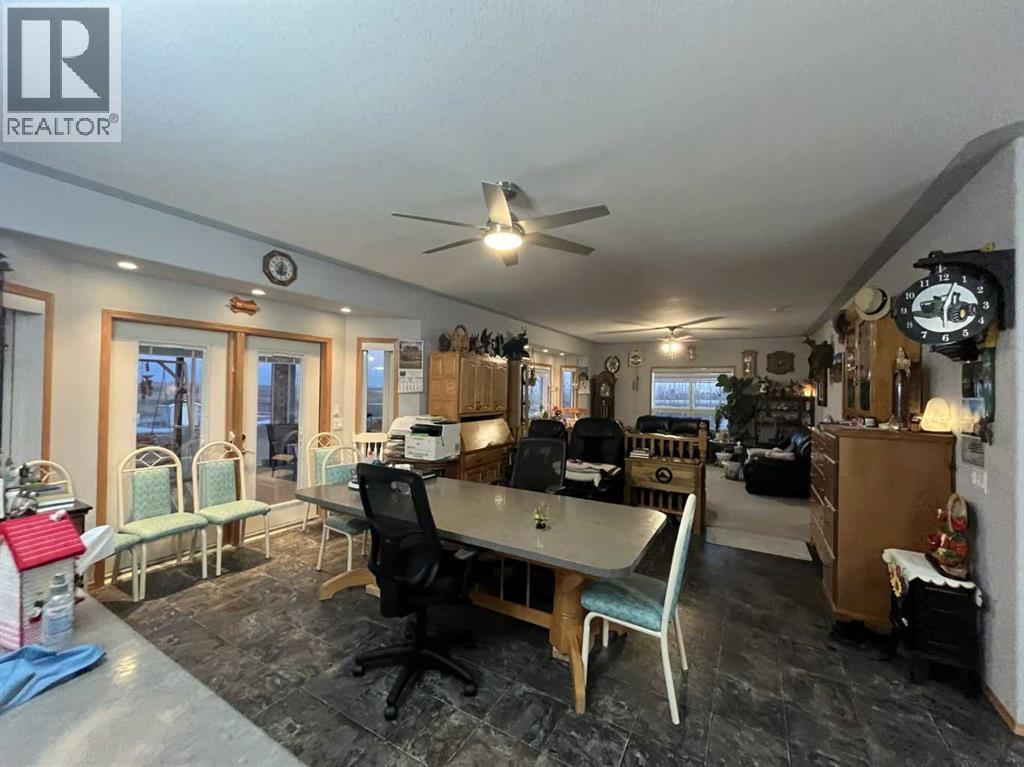 102082 Rge Rd 123, Rural Forty Mile No. 8, Alberta  T0K 0J0 - Photo 12 - A2289370