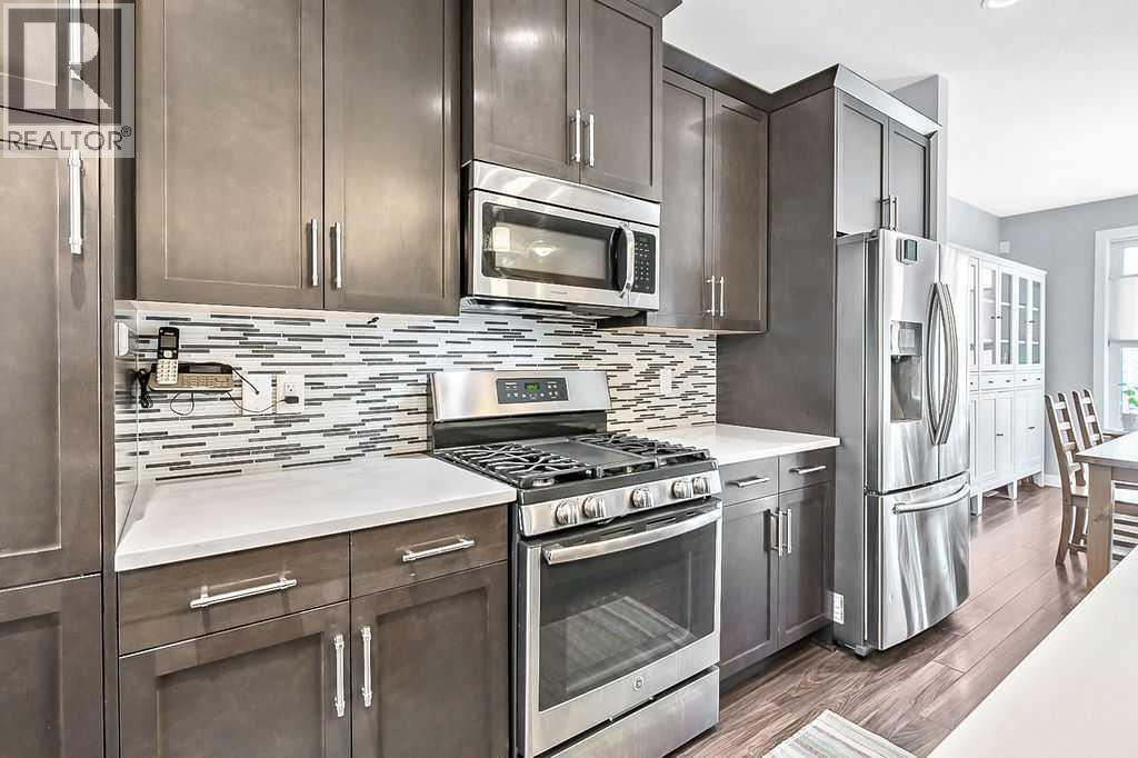 147 River Heights Drive, Cochrane, Alberta  T4C 0Y1 - Photo 7 - A2296822