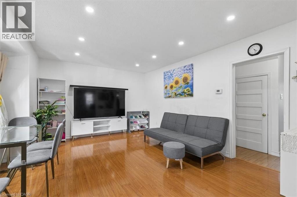 18 Gowdy Avenue, Guelph, Ontario  N1H 2K7 - Photo 4 - 40823169