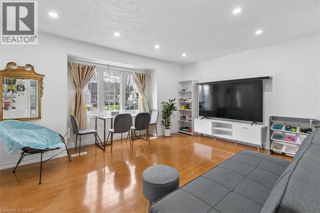 18 Gowdy Avenue, Guelph, Ontario  N1H 2K7 - Photo 5 - 40823169