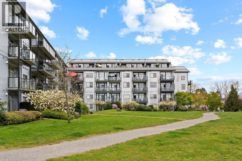 314 6233 London Road, Richmond, British Columbia  V7E 3S3 - Photo 2 - R3114825