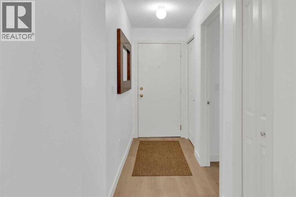 2212, 2212 Tuscarora Manor Nw, Calgary, Alberta  T3L 2J9 - Photo 2 - A2302720