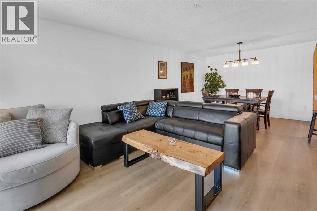 2212, 2212 Tuscarora Manor Nw, Calgary, Alberta  T3L 2J9 - Photo 5 - A2302720