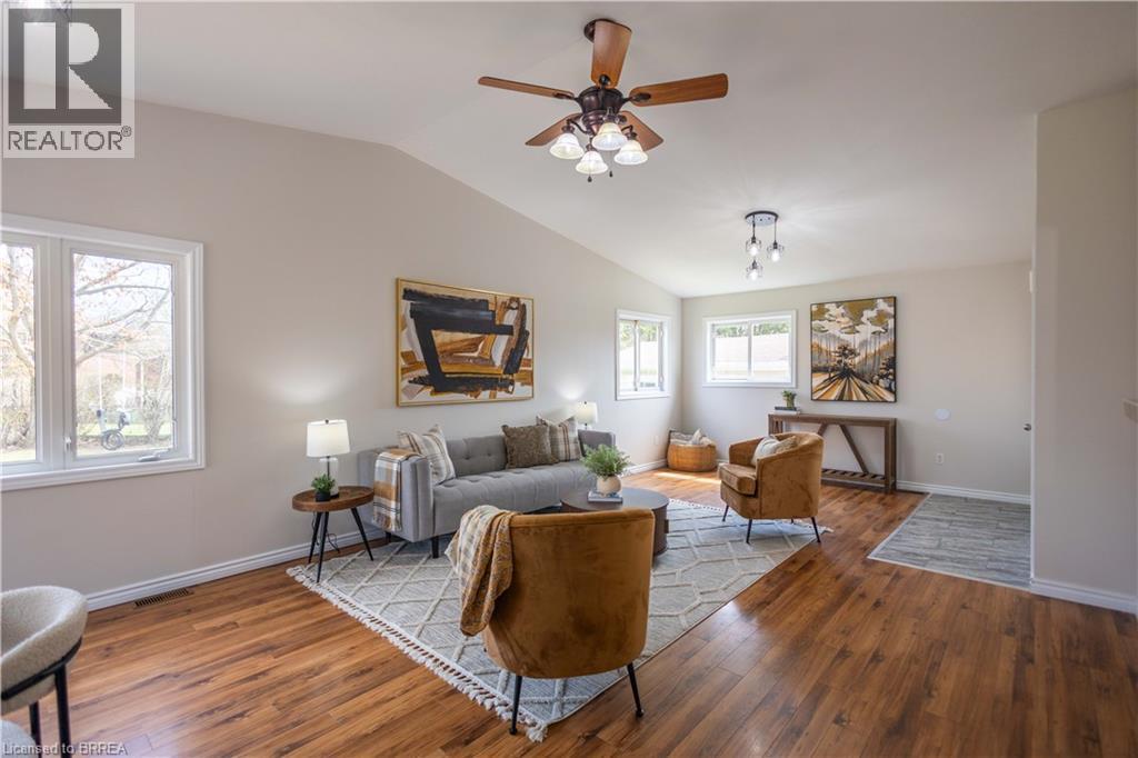 11 Montour Place, Brantford, Ontario  N3R 5E4 - Photo 10 - 40822691