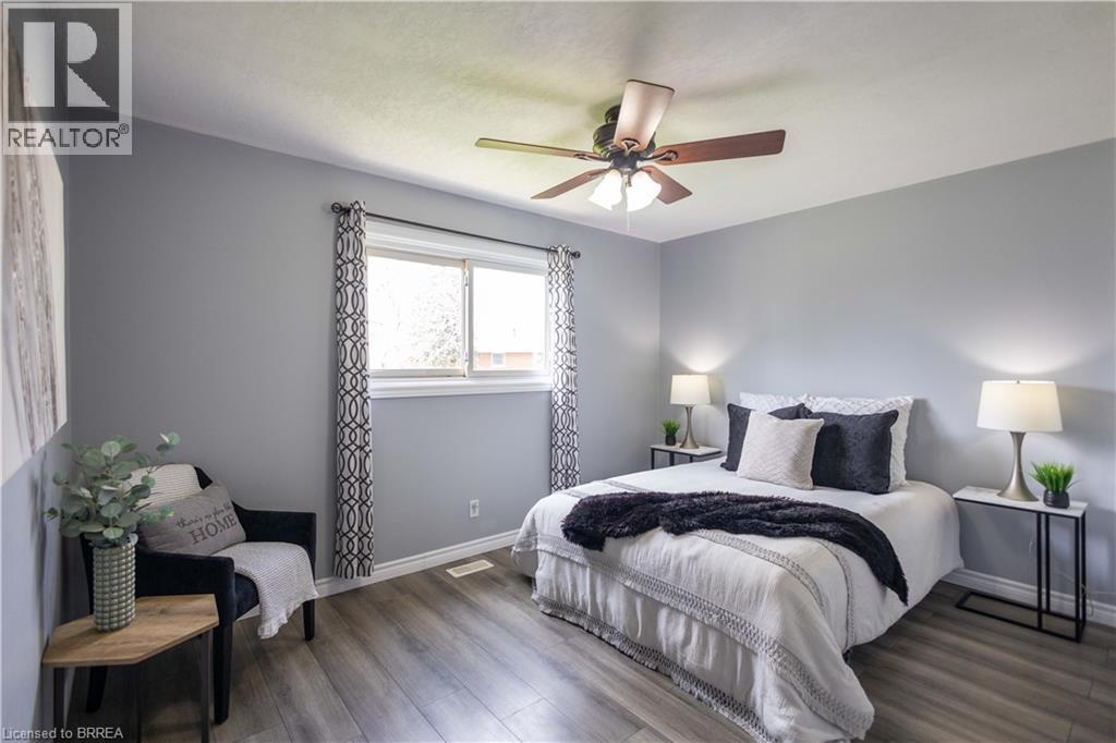 11 Montour Place, Brantford, Ontario  N3R 5E4 - Photo 15 - 40822691