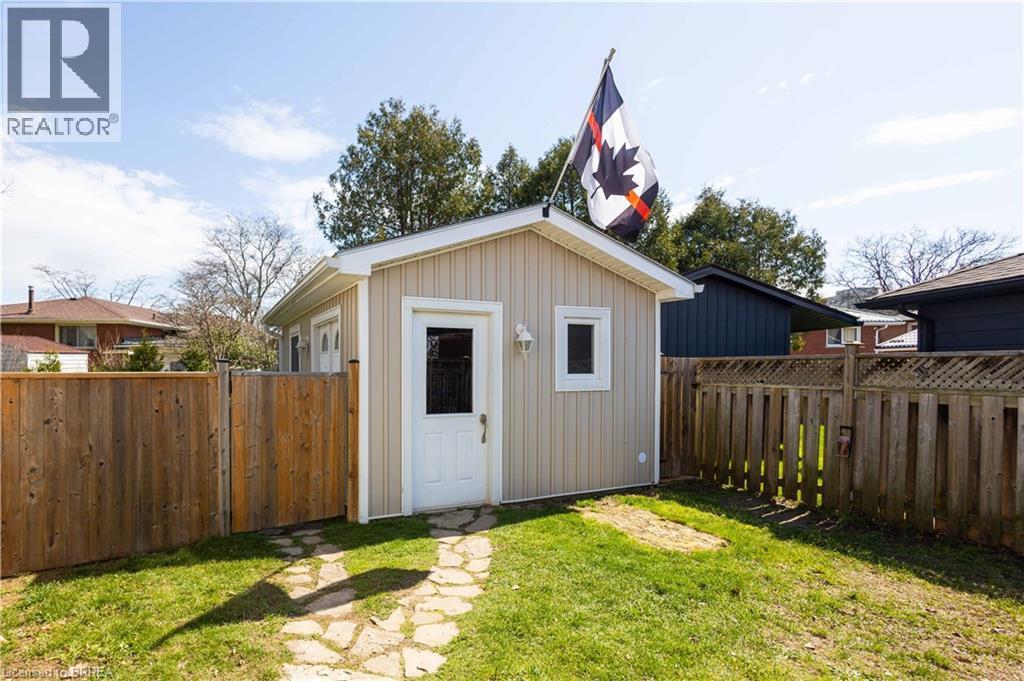 11 Montour Place, Brantford, Ontario  N3R 5E4 - Photo 30 - 40822691