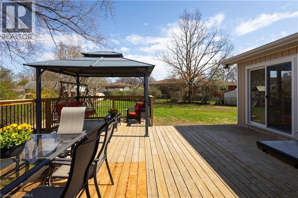 11 Montour Place, Brantford, Ontario  N3R 5E4 - Photo 34 - 40822691