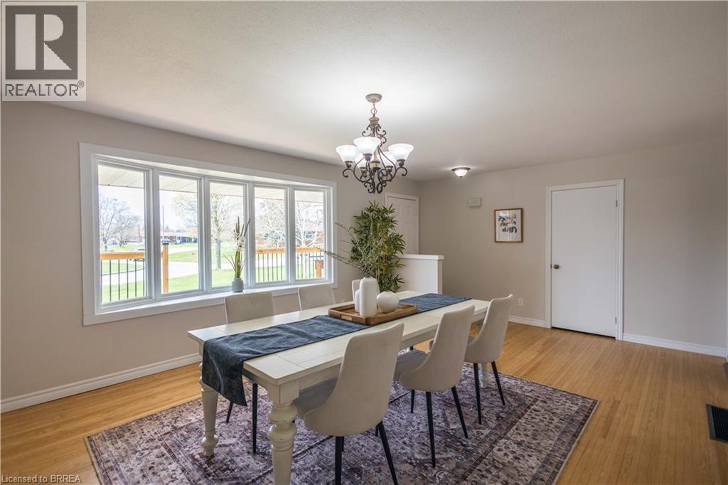 11 Montour Place, Brantford, Ontario  N3R 5E4 - Photo 6 - 40822691