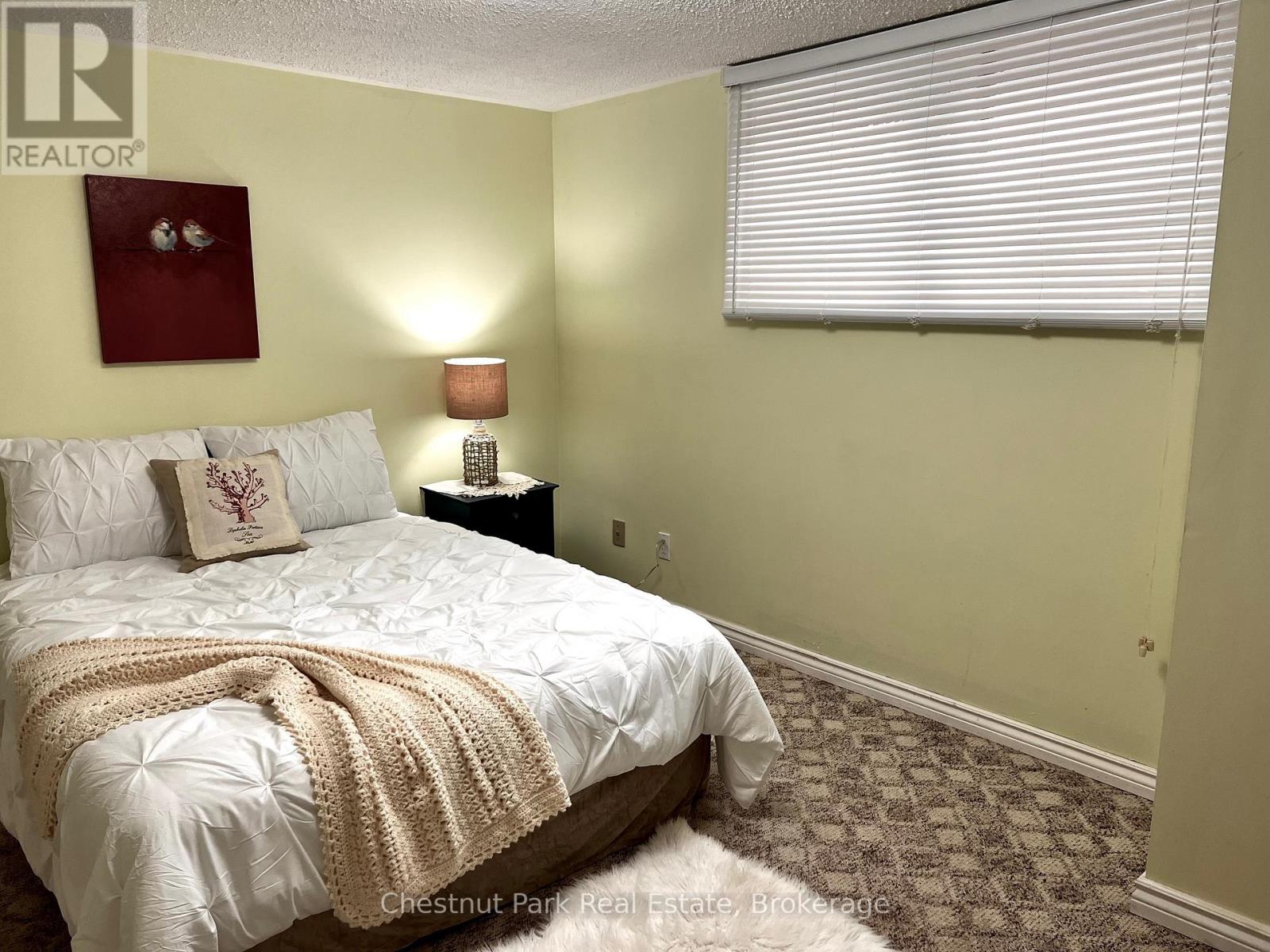 135 Christopher Avenue, Wasaga Beach, Ontario  L9Z 1S4 - Photo 24 - S12947514