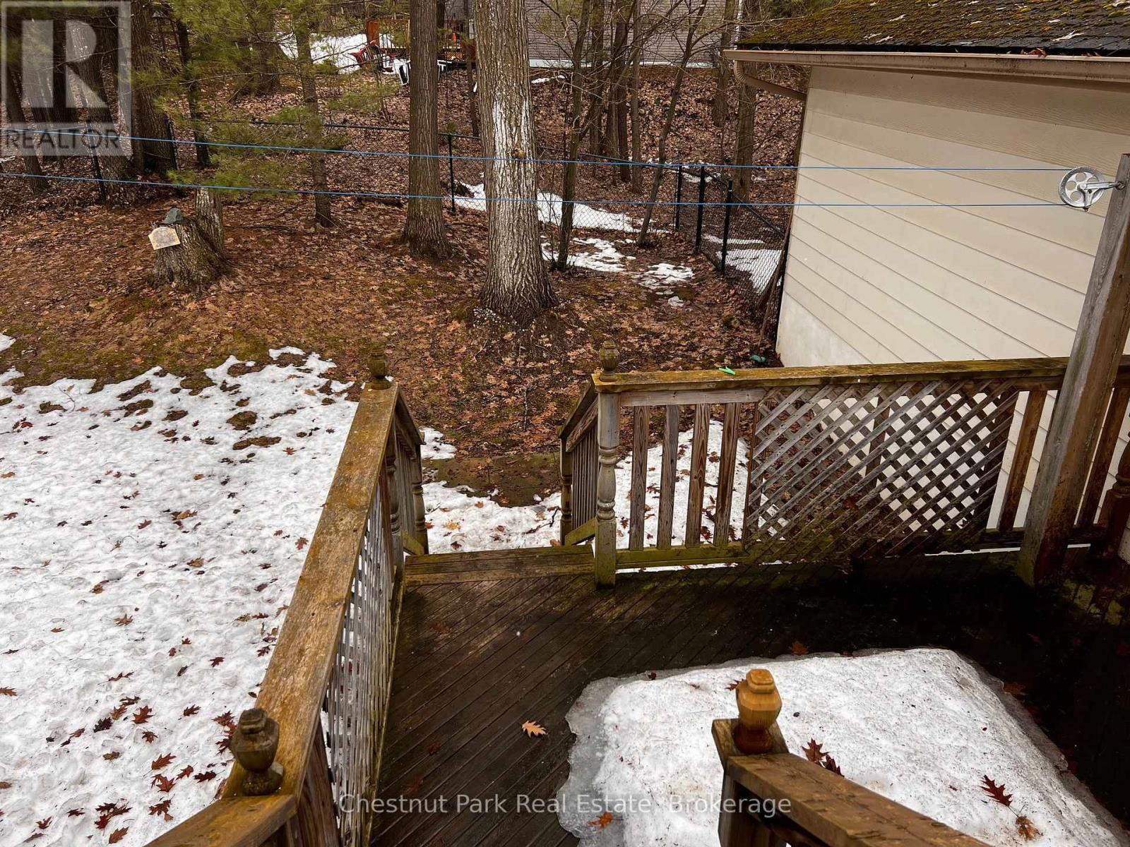 135 Christopher Avenue, Wasaga Beach, Ontario  L9Z 1S4 - Photo 36 - S12947514