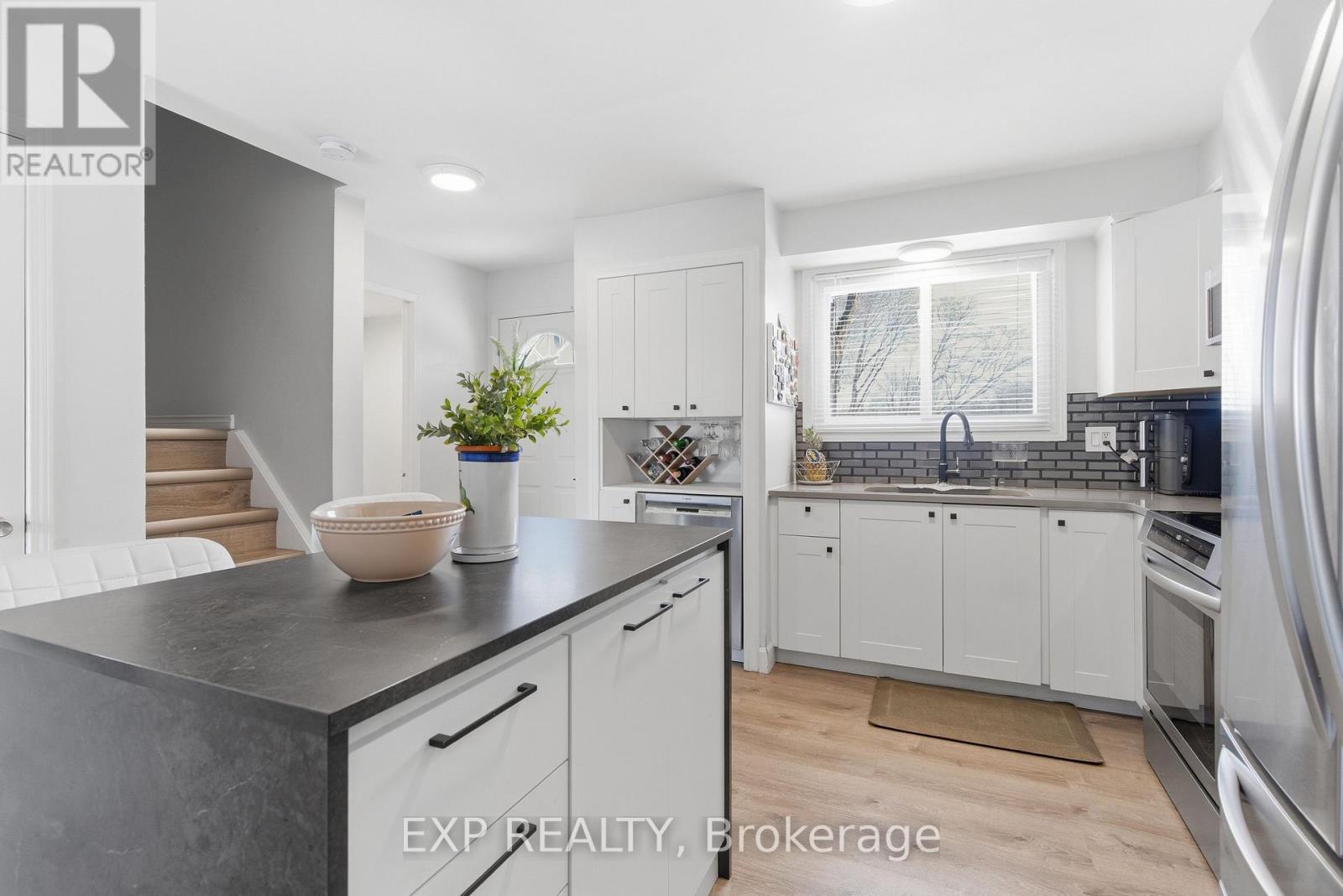 10 - 3322 Addison Avenue, Niagara Falls, Ontario  L2J 3L1 - Photo 5 - X12910224