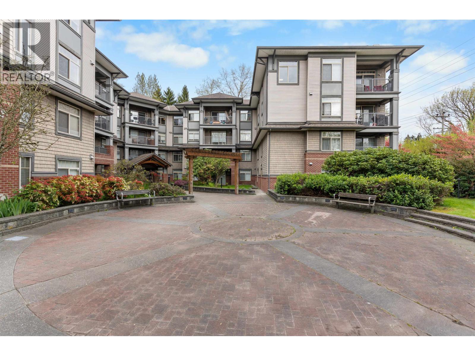 304 12020 207a Street, Maple Ridge, British Columbia  V2X 8V2 - Photo 1 - R3114882