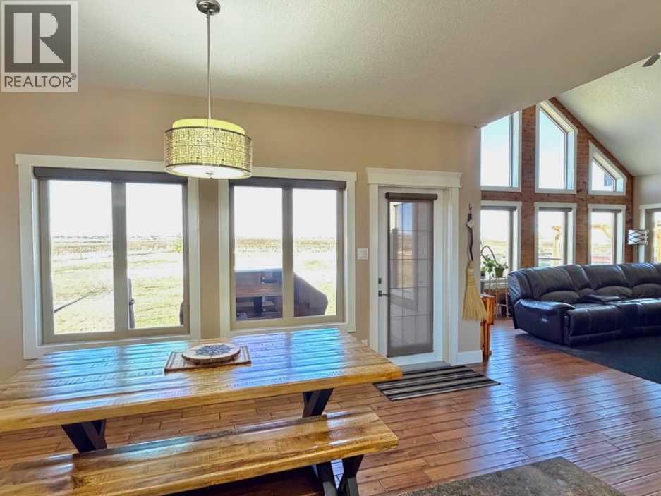 482011, 64 Street, Rural Foothills County, Alberta  T0L 0A0 - Photo 10 - A2304123