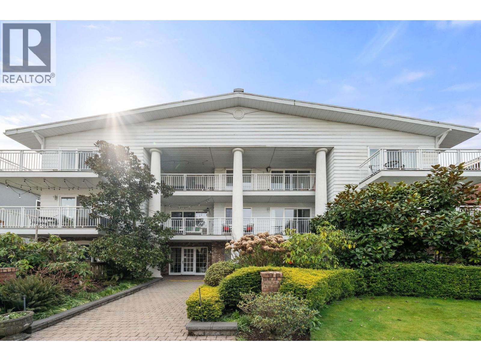 203 1066 W 13TH AVENUE, Vancouver, British Columbia